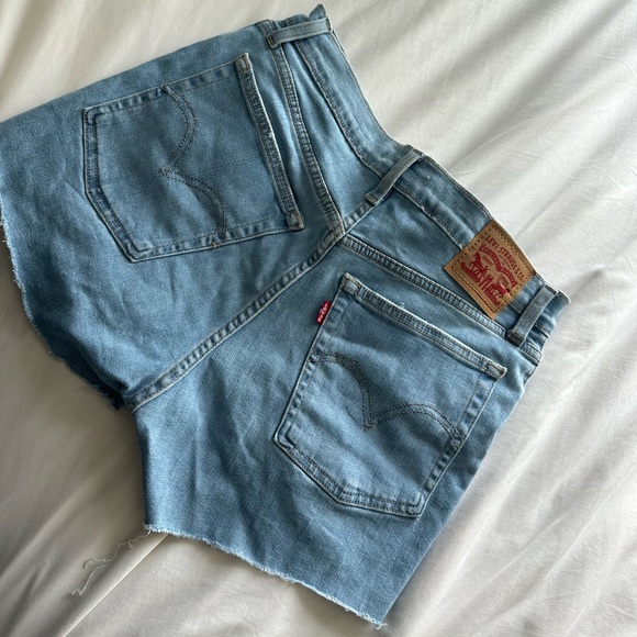 Levi's Pants - High Rise Levi Jean shorts